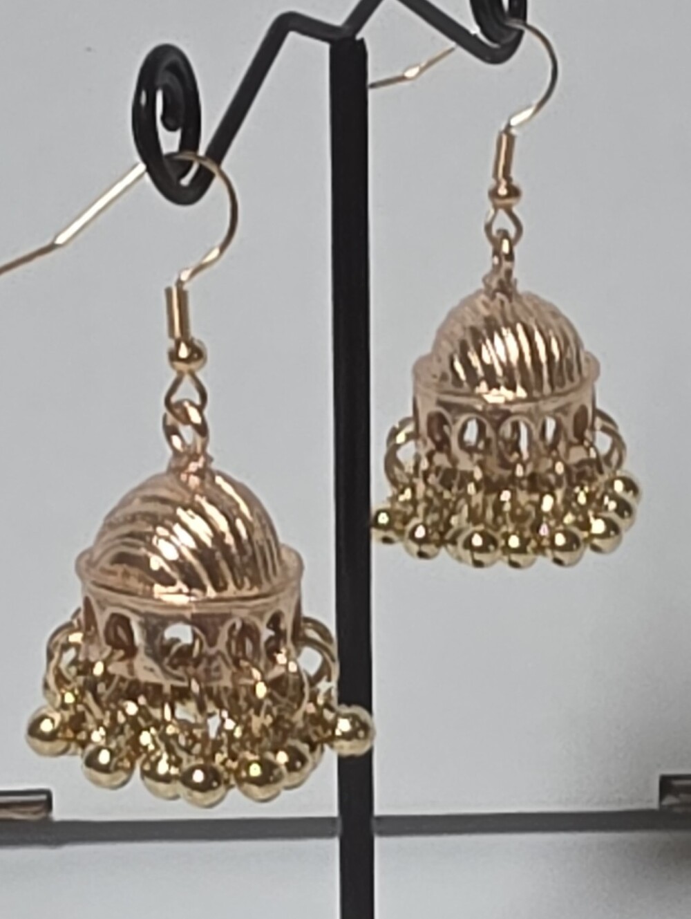 Gold Jhumka Dangle Earrings Traditional Elegant Bollywood India Ethnic Boho NWT